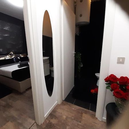 La Petite Maison Apartment Padova Bagian luar foto