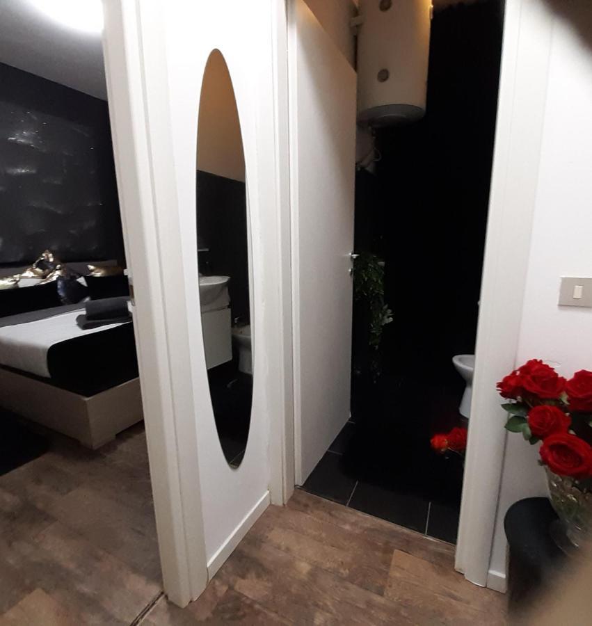La Petite Maison Apartment Padova Bagian luar foto